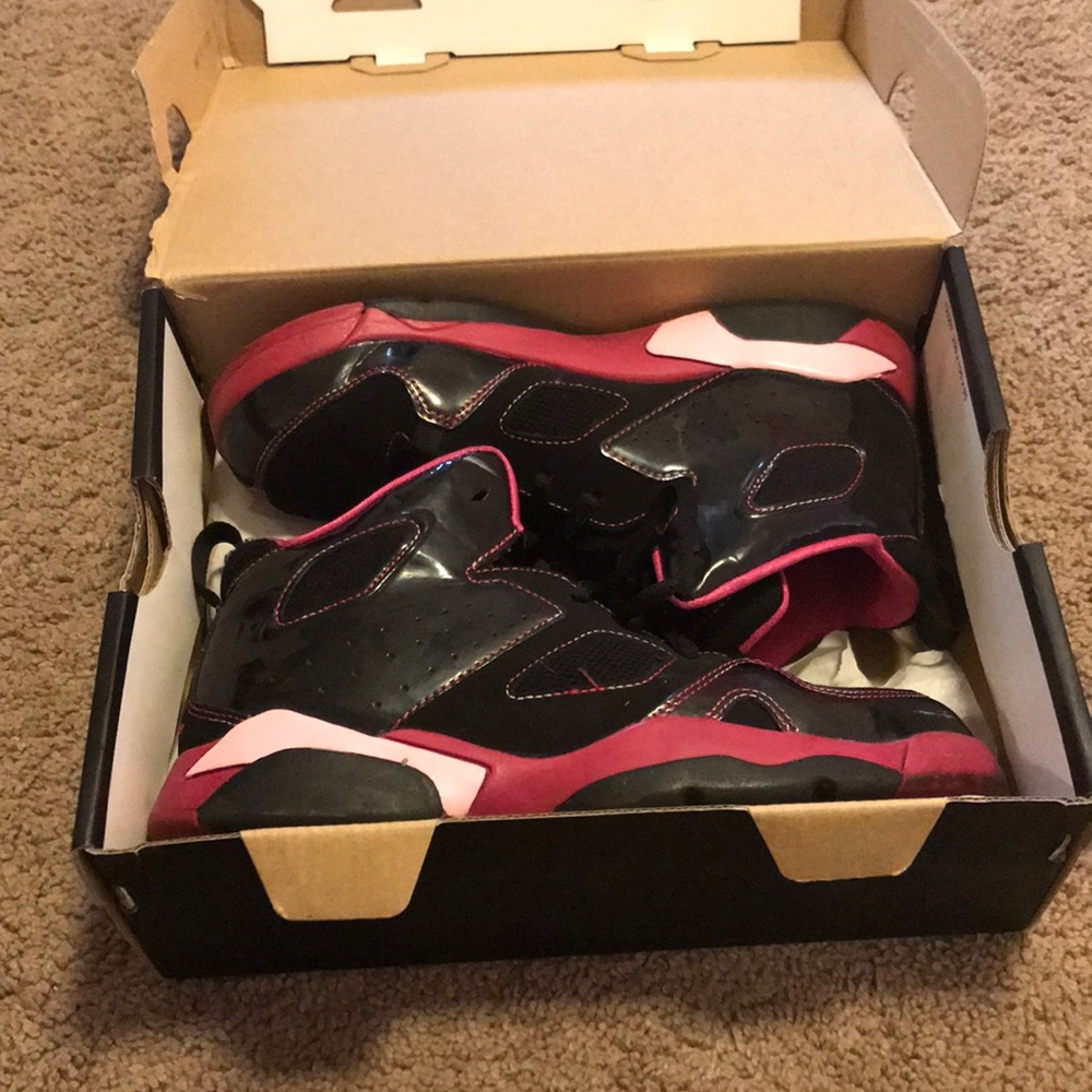 Size 3Y girls Jordan’s